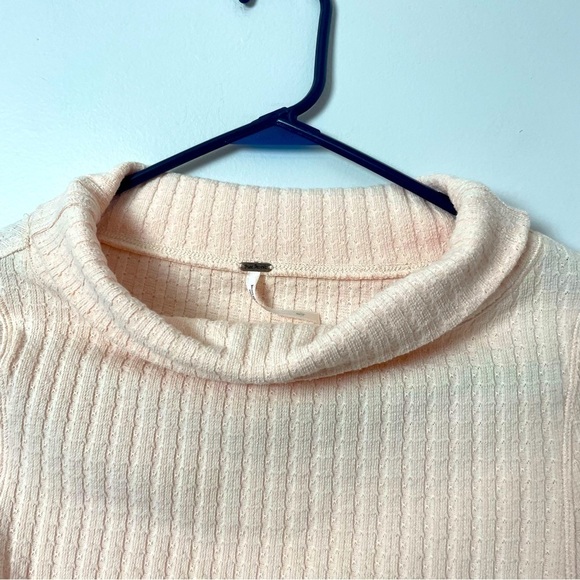 Free People Mixed Up Sweater Cuff Thermal Top – Size Small Petite - Picture 4 of 10